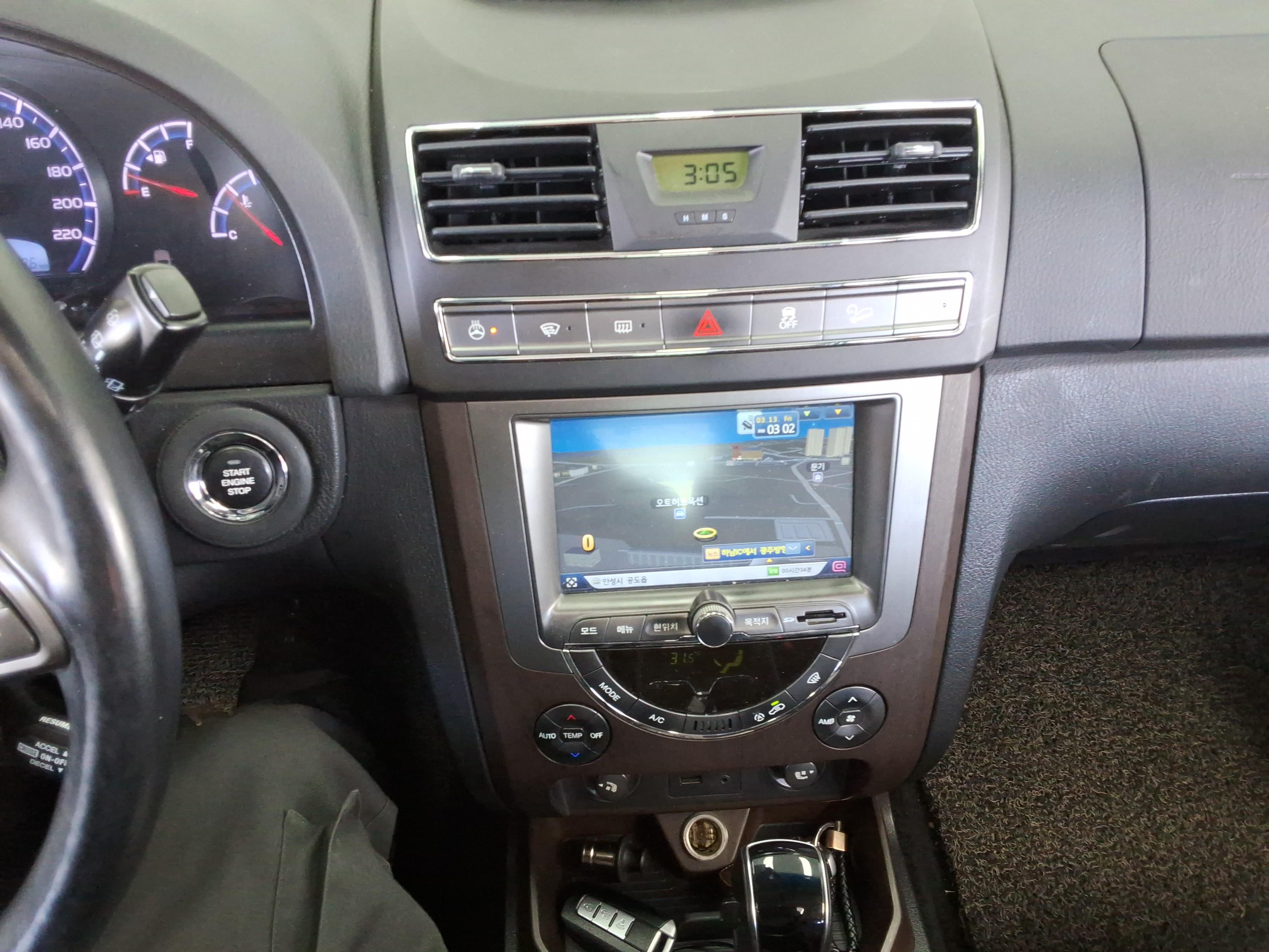 KG Mobility Rexton 2015 - Image 18