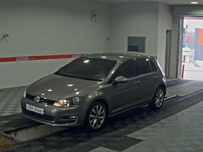 Volkswagen golf 2013 | Mazad Korea